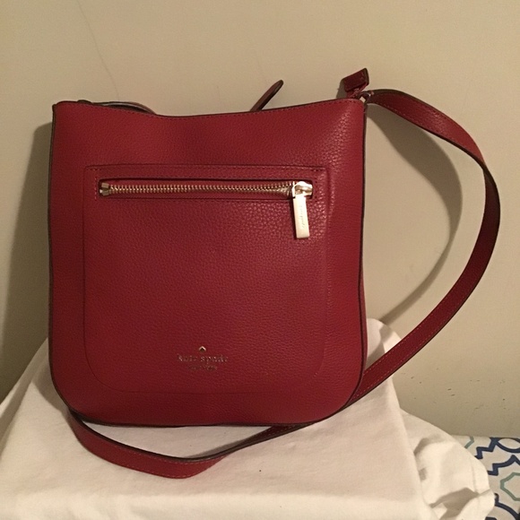 🔥KATE SPADE, NWOT, gorgeous crossbody, see all photos, saddle shape, - Picture 1 of 6